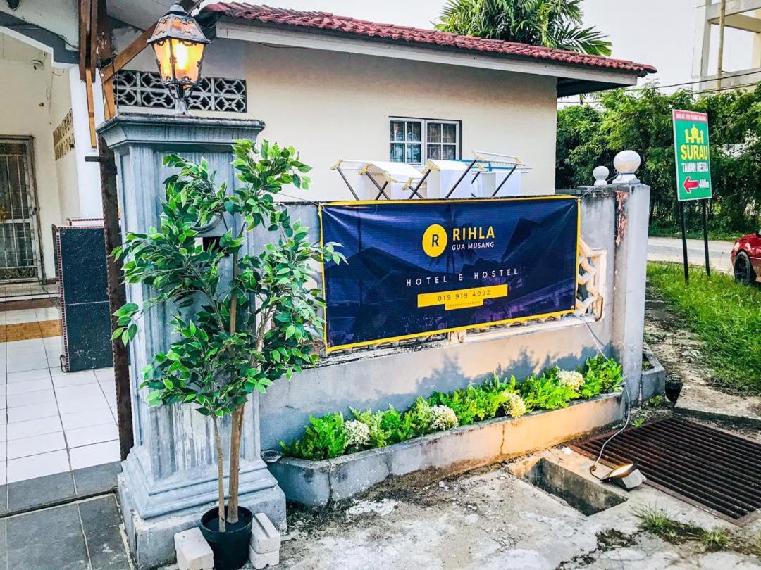Hostel Rihla Dataran Tengah Gua Musang Exteriér fotografie